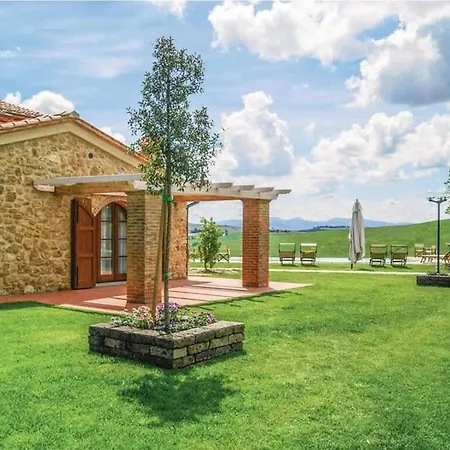 Charming Set In Lush Greenery Villa *